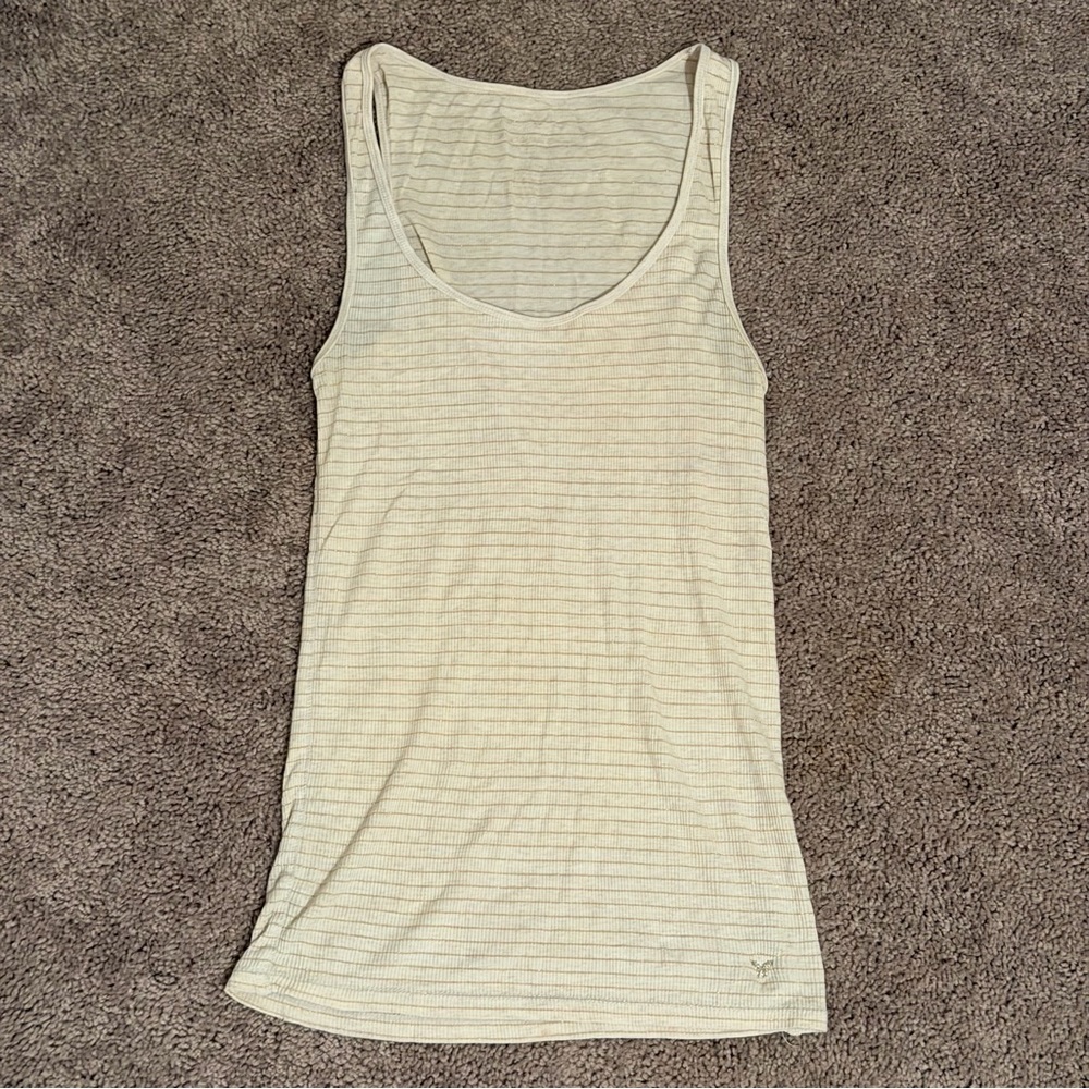 American Eagle Oatmeal and Gold Stretch Tank